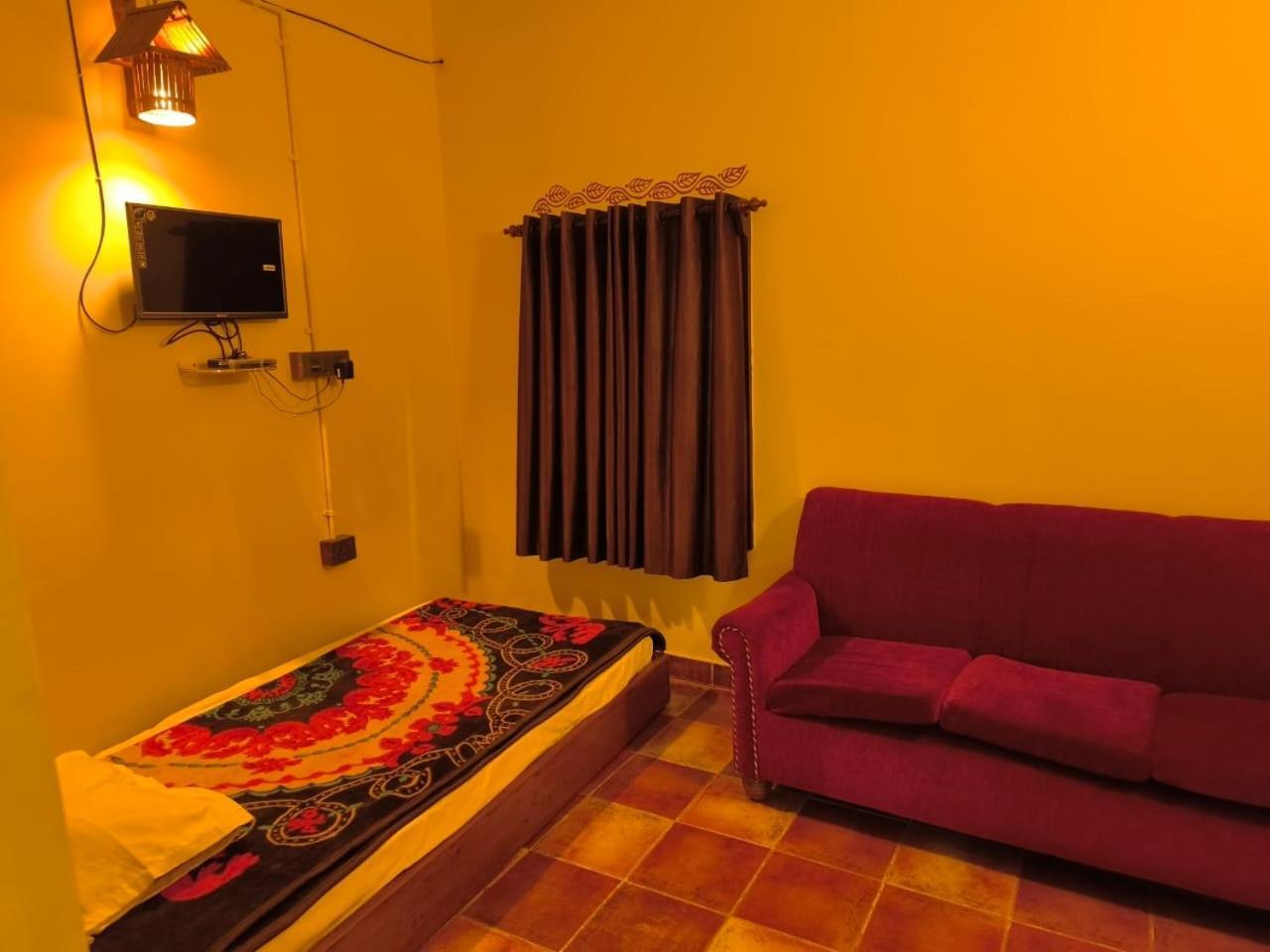 Hotel Gram Bangla Retreat à Calcutta Extérieur photo